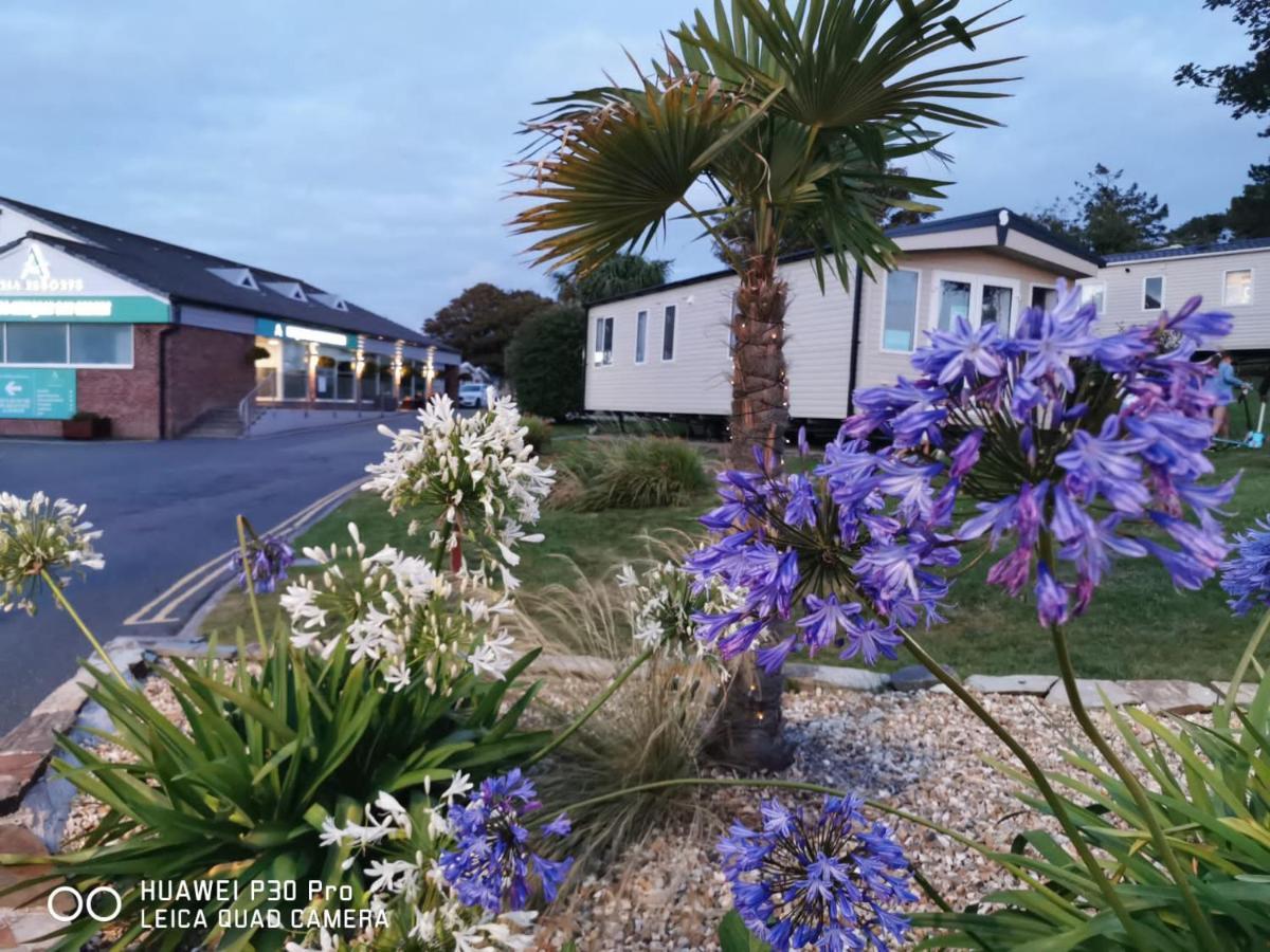 Newquay Buy Resort Holiday 外观 照片